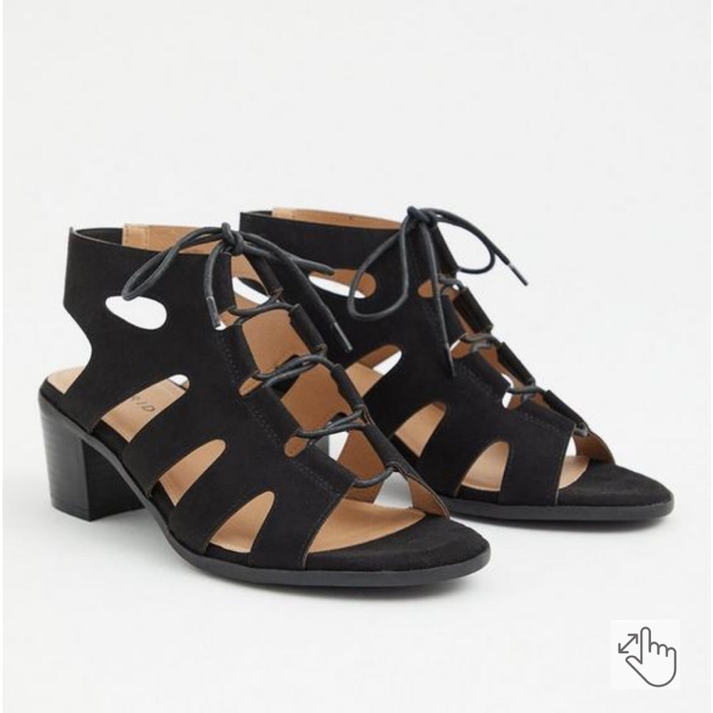 Torrid sandal sz 8 wide